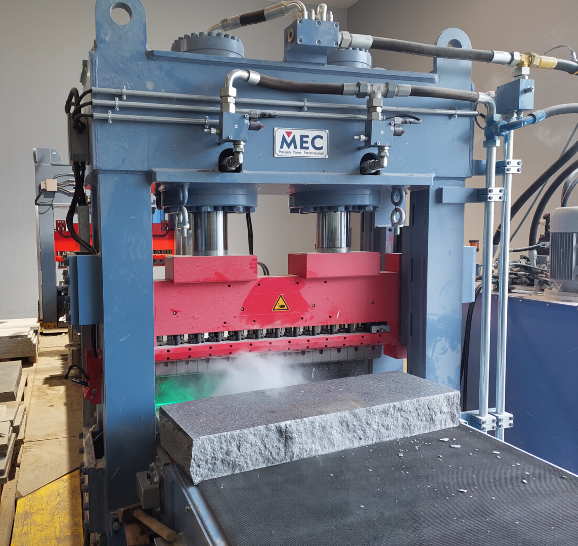 impianto spacco granito MEC per Kammerer